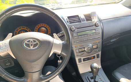 Toyota Corolla, 2008 год, 650 000 рублей, 24 фотография