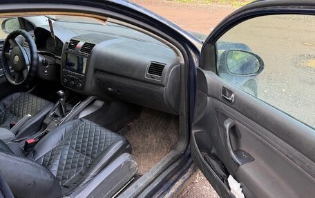 Volkswagen Golf V, 2005 год, 249 000 рублей, 6 фотография
