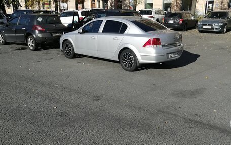 Opel Astra H, 2011 год, 660 000 рублей, 2 фотография