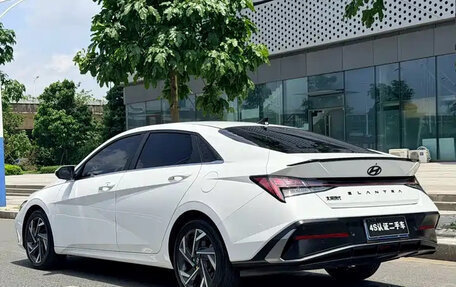 Hyundai Elantra, 2022 год, 1 540 500 рублей, 5 фотография