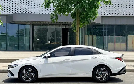 Hyundai Elantra, 2022 год, 1 540 500 рублей, 6 фотография