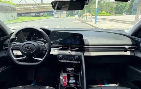 Hyundai Elantra, 2022 год, 1 540 500 рублей, 11 фотография