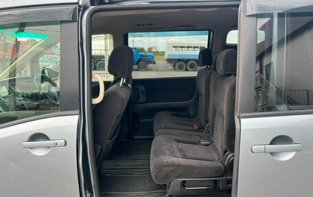 Nissan Serena III, 2009 год, 749 999 рублей, 19 фотография