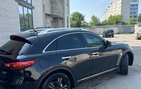 Infiniti FX II, 2011 год, 1 800 000 рублей, 3 фотография