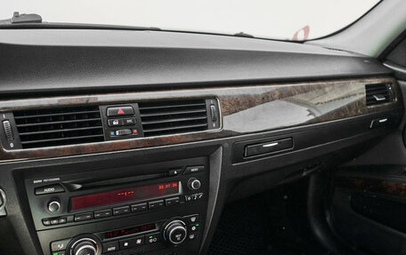 BMW 3 серия, 2009 год, 1 085 000 рублей, 17 фотография