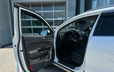 KIA Sportage IV рестайлинг, 2018 год, 2 226 000 рублей, 10 фотография