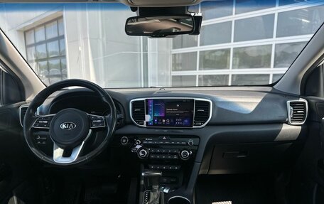 KIA Sportage IV рестайлинг, 2018 год, 2 226 000 рублей, 21 фотография