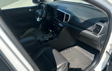 KIA Sportage IV рестайлинг, 2018 год, 2 226 000 рублей, 24 фотография