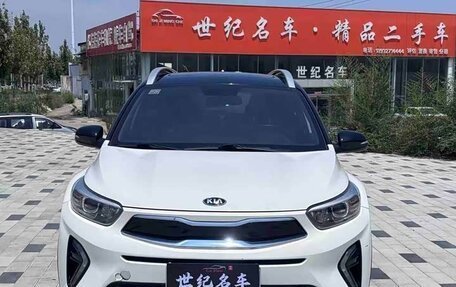 KIA Stonic, 2021 год, 970 000 рублей, 2 фотография