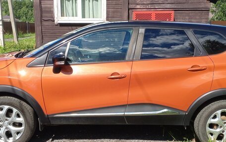 Renault Kaptur I рестайлинг, 2016 год, 1 350 000 рублей, 2 фотография