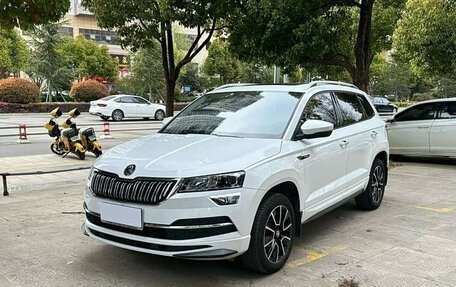 Skoda Karoq I, 2023 год, 1 660 000 рублей, 1 фотография