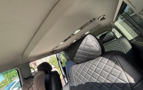Volkswagen Caravelle T6 рестайлинг, 2016 год, 2 000 000 рублей, 4 фотография