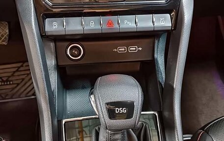 Skoda Karoq I, 2023 год, 1 660 000 рублей, 11 фотография