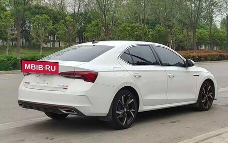 Skoda Octavia IV, 2022 год, 1 900 000 рублей, 4 фотография