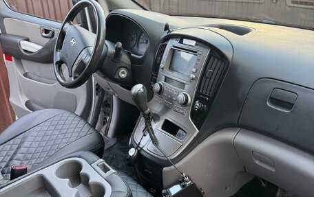 Hyundai Grand Starex Grand Starex I рестайлинг 2, 2009 год, 1 500 000 рублей, 18 фотография