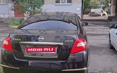 Nissan Teana, 2011 год, 850 000 рублей, 3 фотография