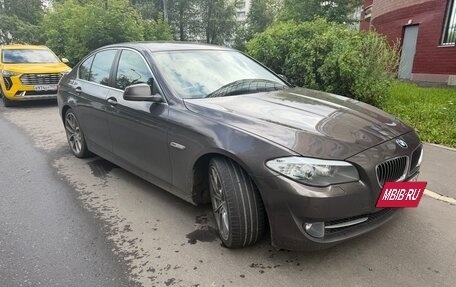 BMW 5 серия, 2013 год, 1 900 000 рублей, 3 фотография