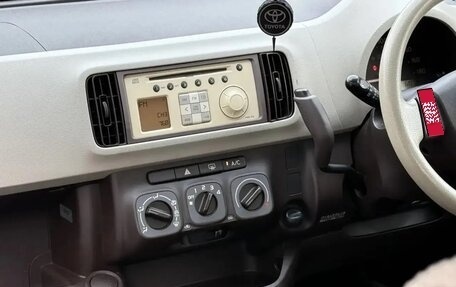Toyota Passo III, 2010 год, 594 999 рублей, 14 фотография