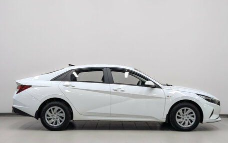 Hyundai Elantra, 2021 год, 1 950 000 рублей, 4 фотография