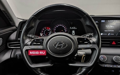 Hyundai Elantra, 2021 год, 1 950 000 рублей, 20 фотография