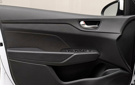Hyundai Solaris II рестайлинг, 2022 год, 1 730 000 рублей, 19 фотография