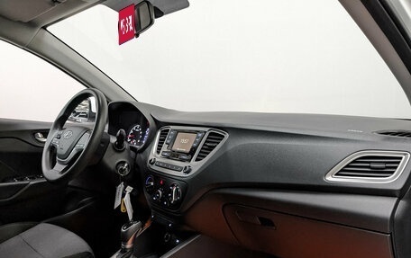 Hyundai Solaris II рестайлинг, 2022 год, 1 730 000 рублей, 13 фотография