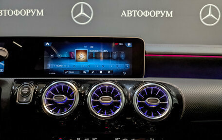 Mercedes-Benz CLA, 2019 год, 2 650 000 рублей, 17 фотография
