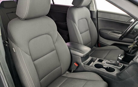 KIA Sportage IV рестайлинг, 2018 год, 1 995 000 рублей, 23 фотография