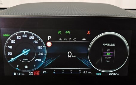 KIA Niro, 2023 год, 1 850 000 рублей, 9 фотография