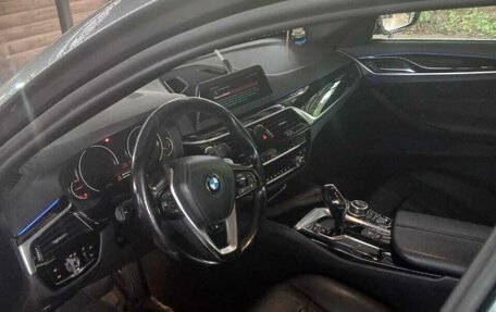 BMW 5 серия, 2017 год, 2 400 000 рублей, 8 фотография