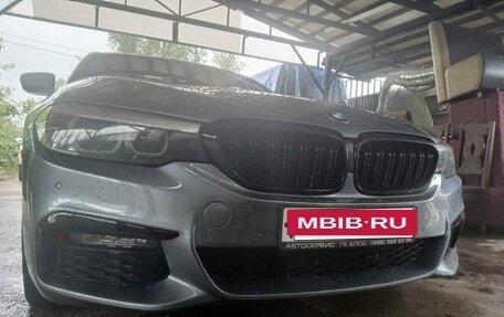 BMW 5 серия, 2017 год, 2 400 000 рублей, 4 фотография
