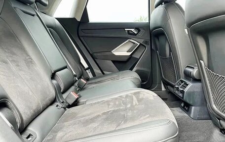 Audi Q3, 2023 год, 2 600 000 рублей, 14 фотография