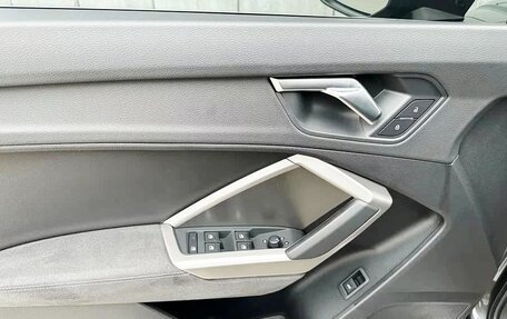 Audi Q3, 2023 год, 2 600 000 рублей, 15 фотография
