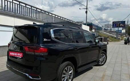 Toyota Land Cruiser, 2022 год, 10 000 000 рублей, 8 фотография