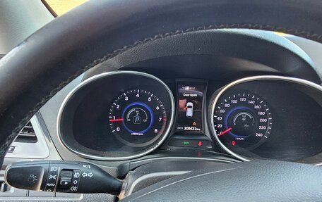 Hyundai Santa Fe III рестайлинг, 2012 год, 1 200 000 рублей, 11 фотография