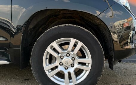 Toyota Land Cruiser Prado 150 рестайлинг 2, 2011 год, 2 700 000 рублей, 13 фотография