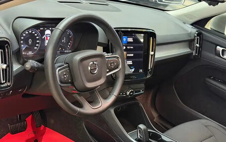 Volvo XC40 I, 2022 год, 1 980 006 рублей, 6 фотография