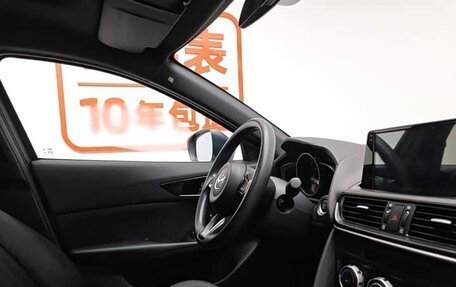 Mazda CX-4, 2022 год, 1 540 000 рублей, 6 фотография