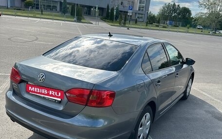Volkswagen Jetta VI, 2014 год, 1 000 000 рублей, 12 фотография