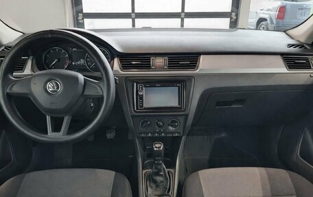 Skoda Rapid I, 2016 год, 1 025 000 рублей, 10 фотография