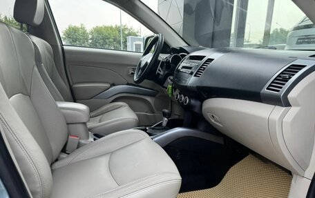 Mitsubishi Outlander III рестайлинг 3, 2008 год, 1 020 000 рублей, 11 фотография