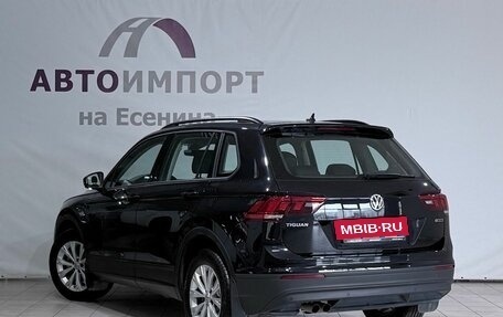 Volkswagen Tiguan II, 2020 год, 2 970 000 рублей, 4 фотография