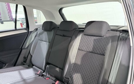 Volkswagen Tiguan II, 2020 год, 2 970 000 рублей, 12 фотография