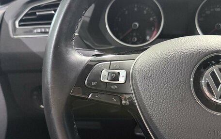 Volkswagen Tiguan II, 2020 год, 2 970 000 рублей, 19 фотография