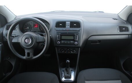 Volkswagen Polo VI (EU Market), 2011 год, 760 000 рублей, 19 фотография
