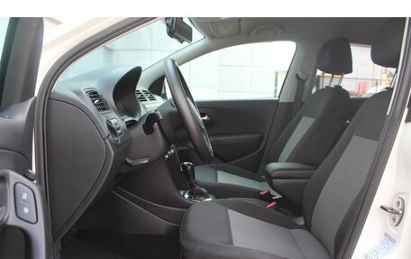 Volkswagen Polo VI (EU Market), 2011 год, 760 000 рублей, 14 фотография