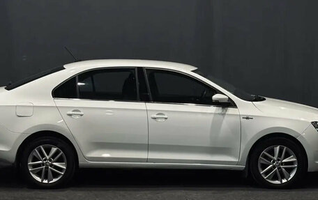 Skoda Rapid I, 2018 год, 1 049 000 рублей, 5 фотография