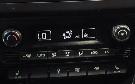 Skoda Rapid I, 2018 год, 1 049 000 рублей, 13 фотография
