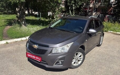 Chevrolet Cruze II, 2013 год, 690 000 рублей, 1 фотография