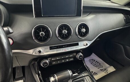 KIA Stinger I, 2018 год, 2 049 000 рублей, 8 фотография